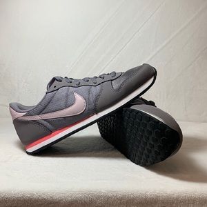 Nike Womens Genicco Z707 Gun-smoke/Particle Rose Womens Size 9